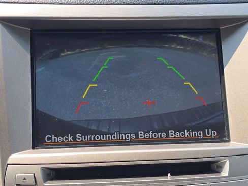 Used 2013 Subaru Outback 3.6R Limited AWD/4WD image 13
