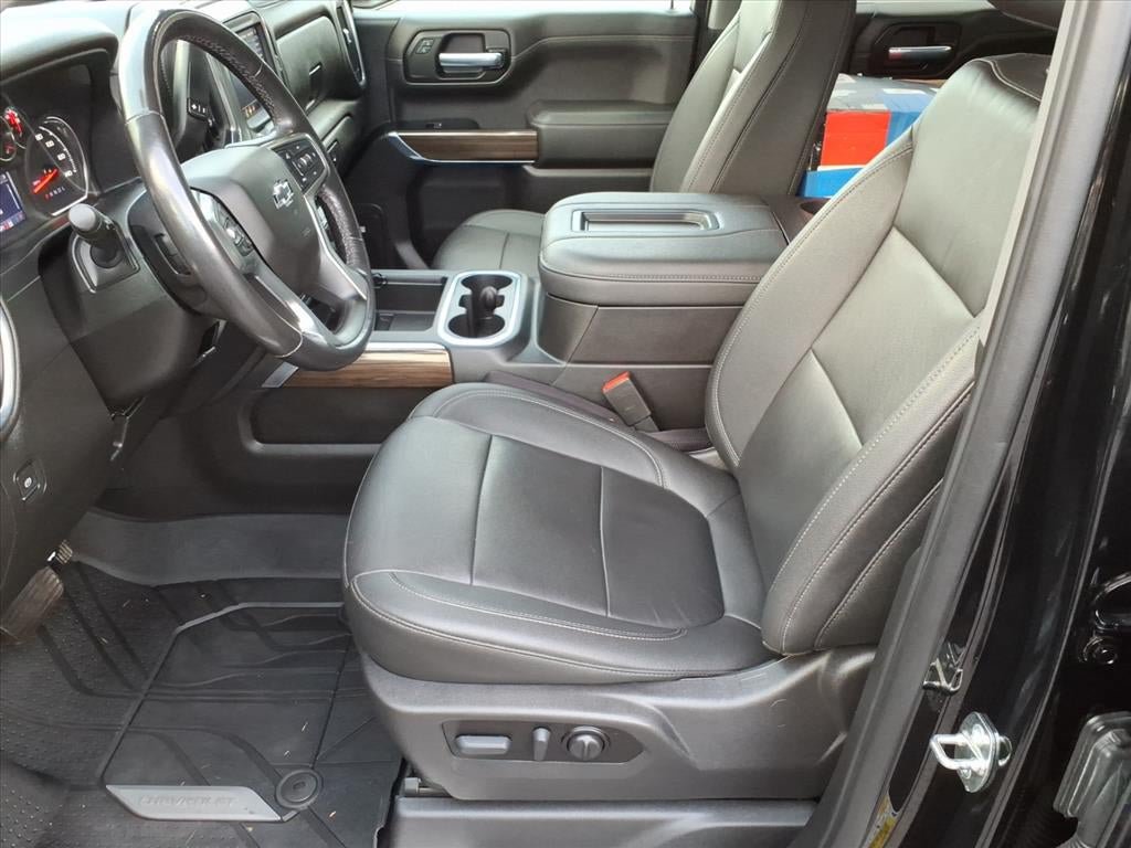 Used 2021 Chevrolet Silverado 1500 RST w/ Convenience Package II AWD/4WD image 12