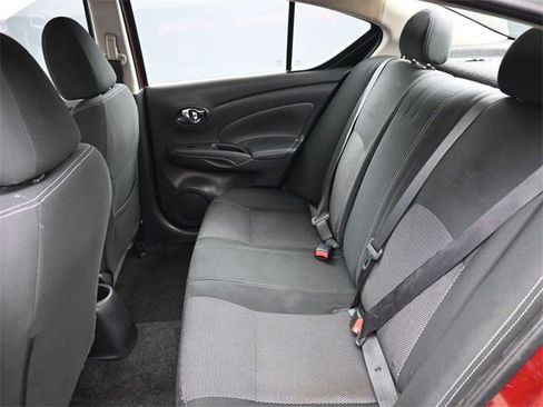 Used 2018 Nissan Versa SV w/ SV Special Edition Package image 16