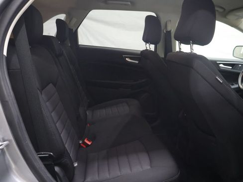 Used 2024 Ford Edge SE w/ Black Appearance Package AWD/4WD image 12