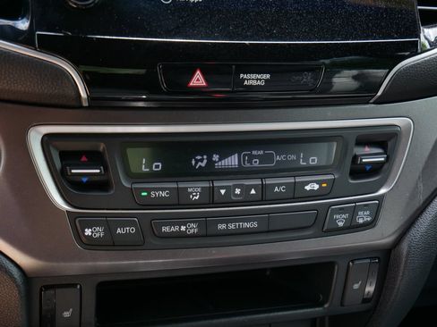 Used 2023 Honda Passport EX-L image 21