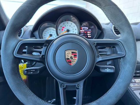 Certified 2025 Porsche 718 Cayman GT4 RS image 22
