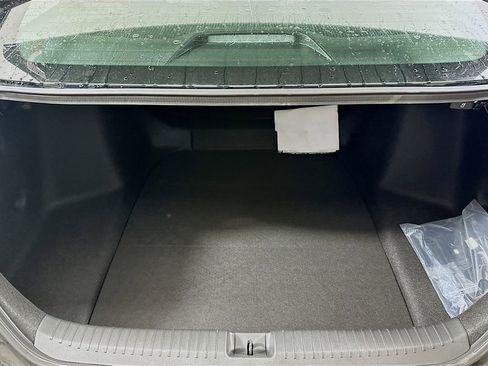 Certified 2025 Honda Accord LX image 16