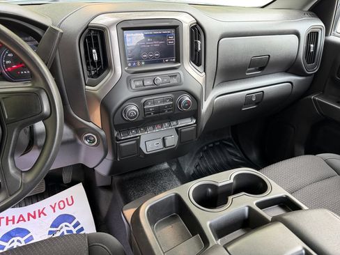 Used 2025 Chevrolet Silverado 1500 W/T RWD image 11