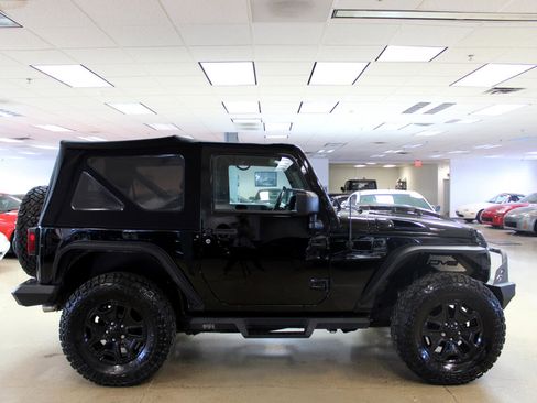 Used 2017 Jeep Wrangler Sport image 25