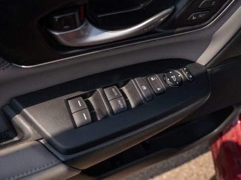 Used 2022 Honda CR-V Touring image 22