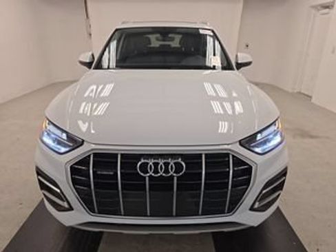 Used 2023 Audi Q5 2.0T Premium w/ Convenience Package AWD/4WD image 14