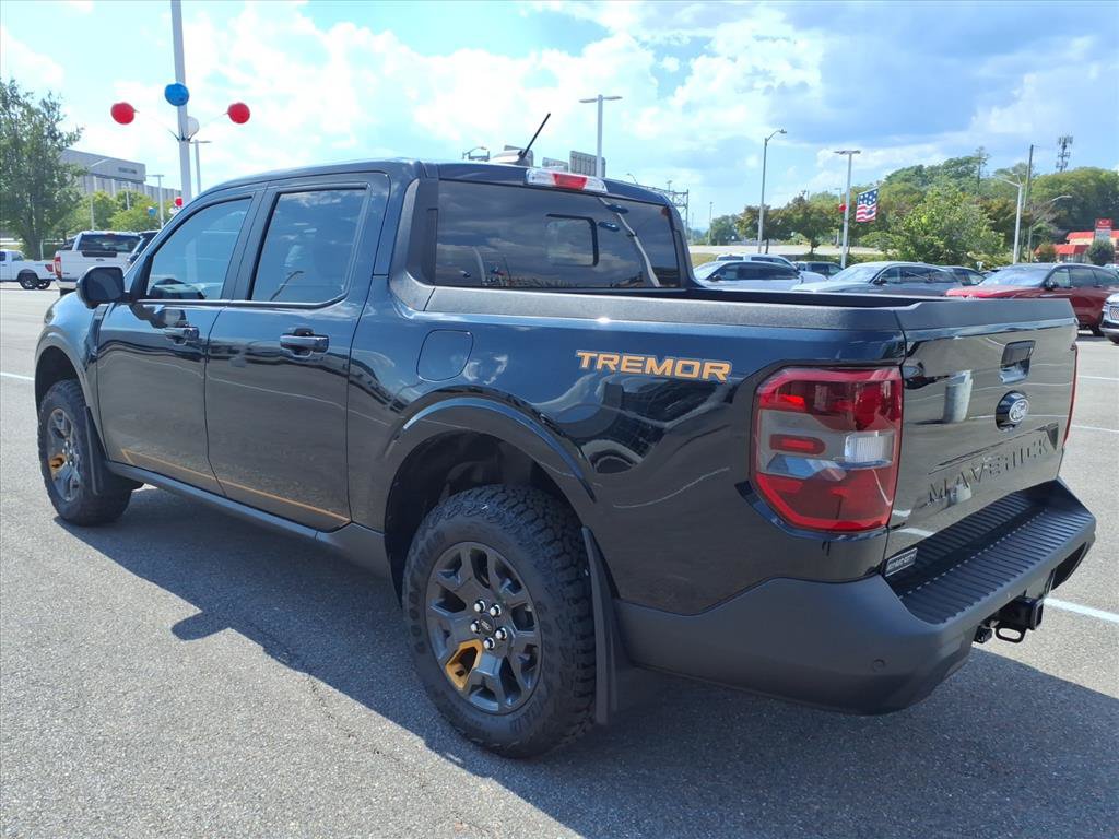 Used 2025 Ford Maverick Tremor AWD/4WD image 3