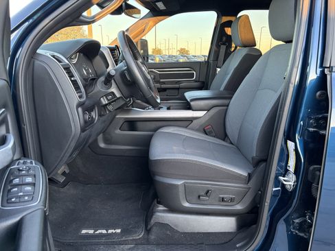 Used 2024 RAM 2500 Big Horn w/ Safety Group image 14