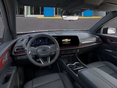 New 2026 Chevrolet Traverse Z71 w/ Driver Confidence Package AWD/4WD image 15