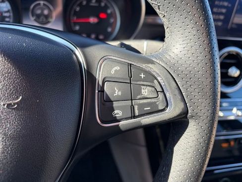 Used 2017 Mercedes-Benz GLC 300 4MATIC image 18