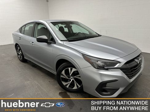 Used 2023 Subaru Legacy image 1