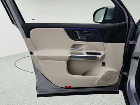 Certified 2026 Mercedes-Benz GLB 250 image 30