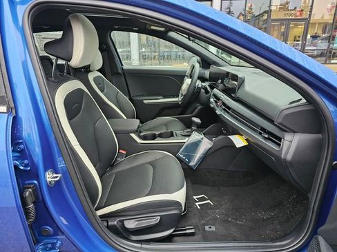 New 2025 Kia K4 GT-Line Turbo image 11