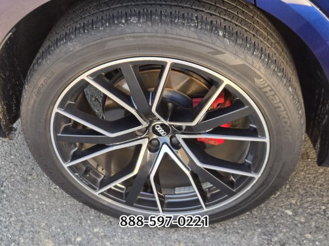 Used 2019 Audi Q8 Prestige AWD/4WD image 7