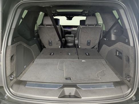 Used 2025 Cadillac Escalade Sport Platinum AWD/4WD image 24