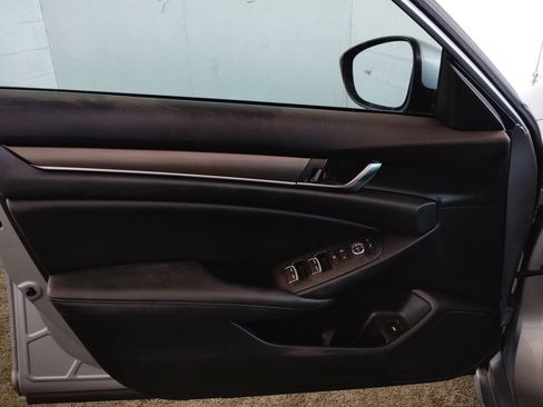 Used 2020 Honda Accord LX image 20