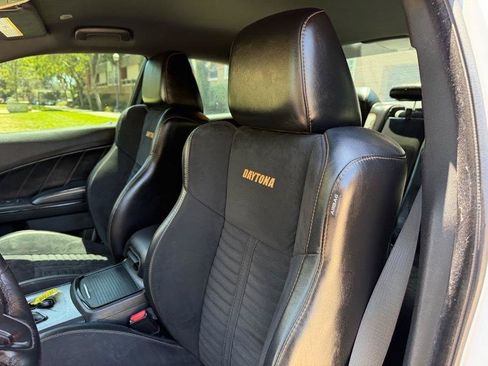 Used 2018 Dodge Charger R/T RWD image 35