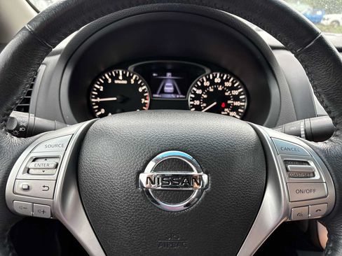 Used 2016 Nissan Altima 2.5 SL FWD image 11