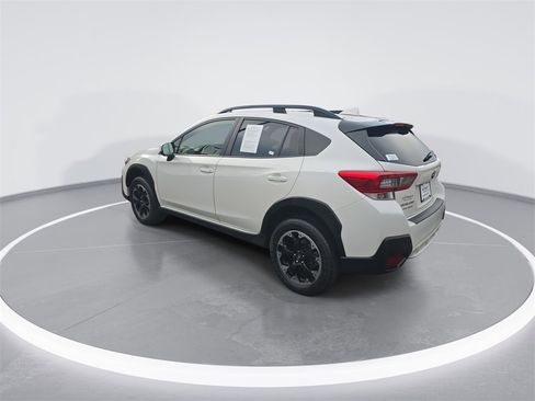 Used 2023 Subaru Crosstrek 2.0i Premium image 6