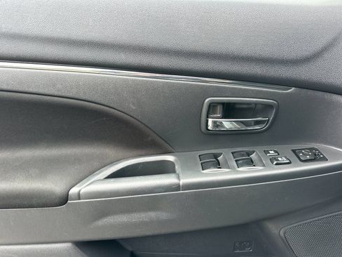 Used 2025 Mitsubishi Outlander Sport ES AWD/4WD image 10