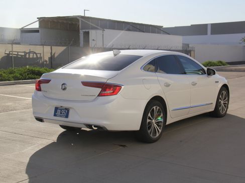 Used 2018 Buick LaCrosse Premium image 6