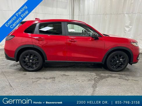 Used 2025 Honda HR-V Sport image 11