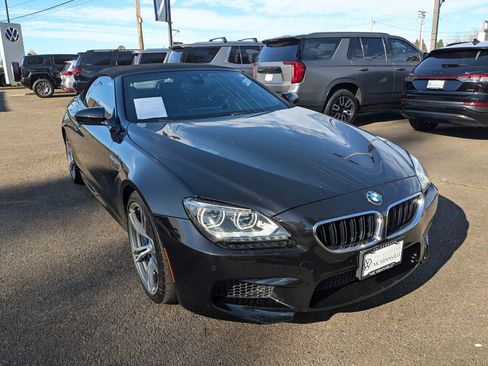 Used 2013 BMW M6 Convertible image 7