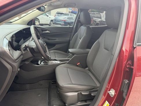 Used 2024 Buick Encore GX Preferred FWD image 13