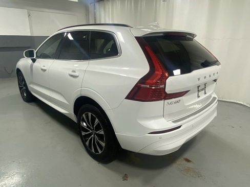 Used 2023 Volvo XC60 B5 Core w/ Climate Package image 2