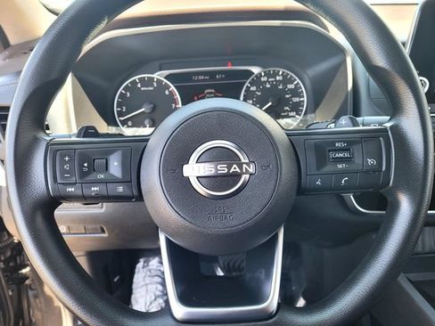 Used 2023 Nissan Rogue S AWD/4WD image 20