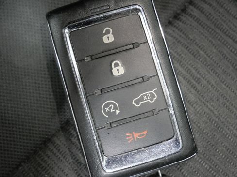 Used 2022 Jeep Grand Cherokee L Laredo w/ Luxury Tech Group I AWD/4WD image 28