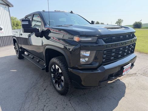 Used 2020 Chevrolet Silverado 2500 Custom w/ Custom Convenience Package AWD/4WD image 8