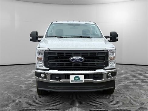 New 2025 Ford F250 XL w/ FX4 Off-Road Package AWD/4WD image 8