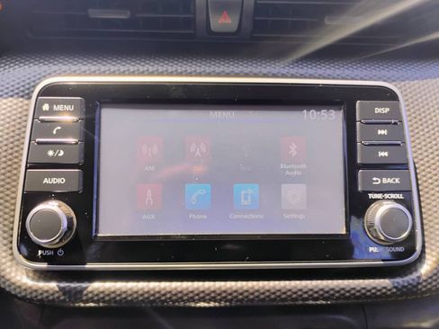 Used 2020 Nissan Kicks S FWD image 17