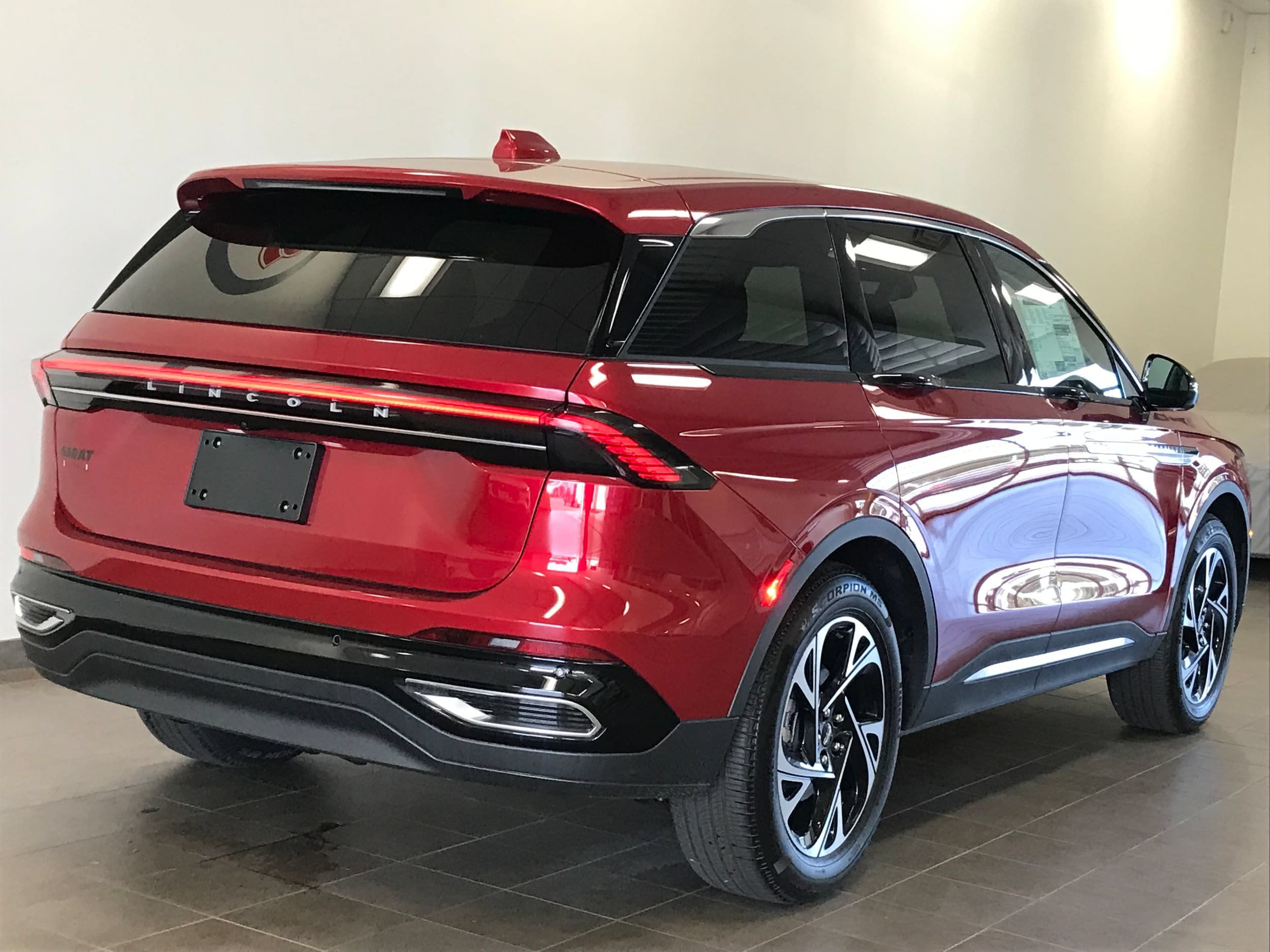 New 2026 Lincoln Nautilus Premier w/ Equipment Group 102A AWD/4WD image 7