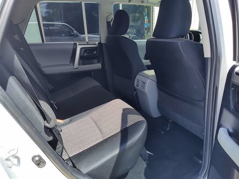 Used 2010 Toyota 4Runner SR5 AWD/4WD image 15