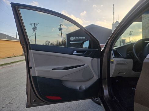 Used 2017 Hyundai Tucson Value image 4