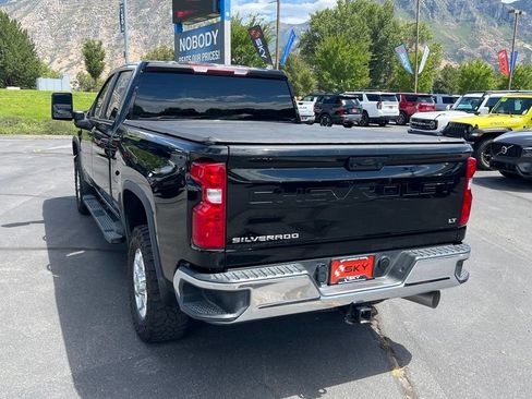 Used 2023 Chevrolet Silverado 3500 LT w/ Convenience Package AWD/4WD image 11