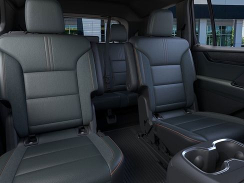 New 2026 GMC Acadia AT4 w/ Luxury Package image 17
