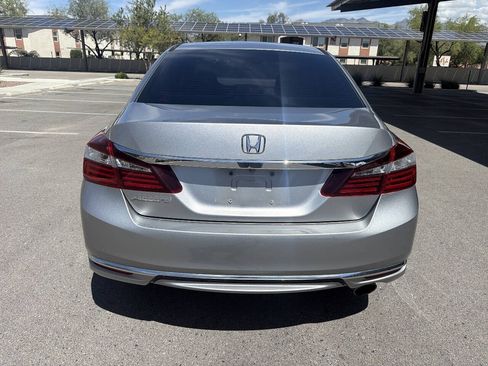 Used 2017 Honda Accord LX image 7