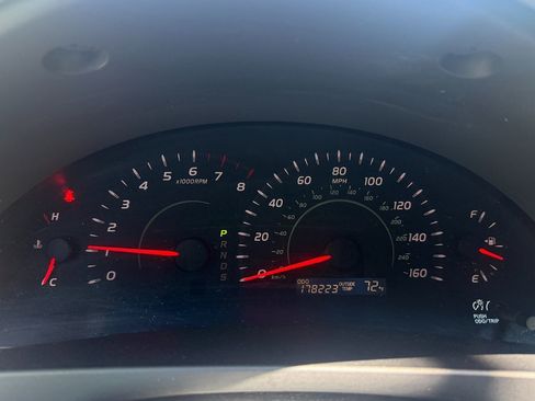 Used 2007 Toyota Camry LE FWD image 11