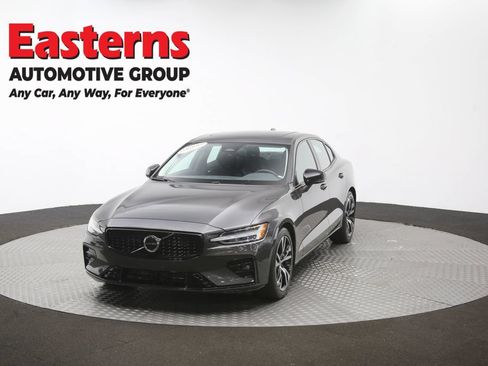Used 2024 Volvo S60 B5 Core AWD/4WD image 57