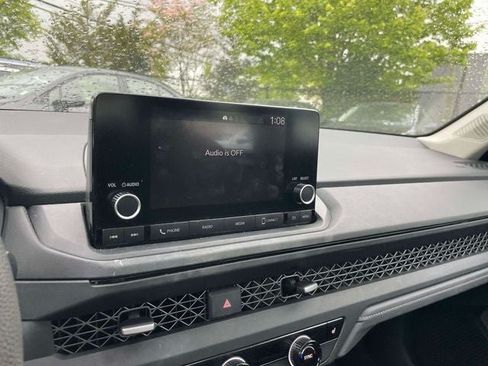Used 2023 Honda Accord EX image 28