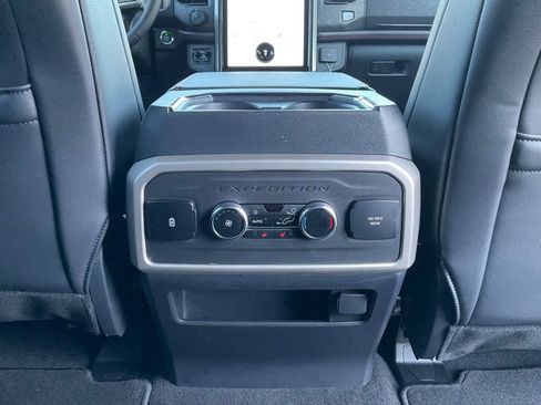 Certified 2024 Ford Expedition Limited image 44