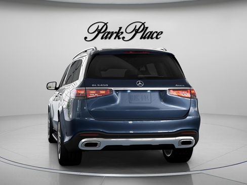 New 2026 Mercedes-Benz GLS 450 4MATIC image 18