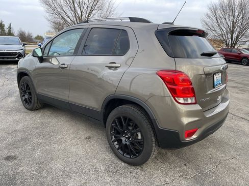 Used 2022 Chevrolet Trax LT w/ Sport Edition image 7
