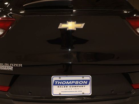 Used 2021 Chevrolet TrailBlazer LS image 21