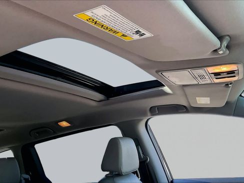 Used 2018 Honda Odyssey EX-L image 21