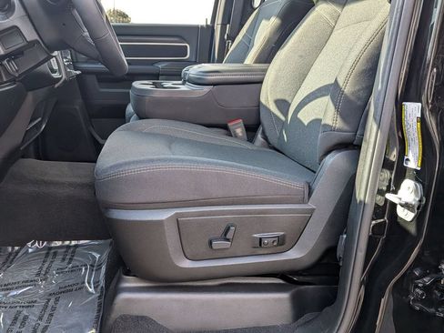 Used 2026 RAM 2500 Big Horn AWD/4WD image 10